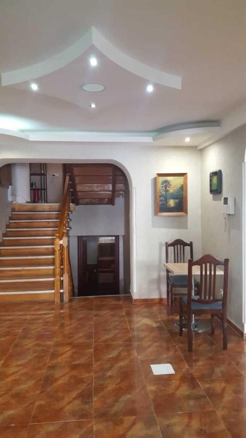 Cool Hostel Tbilisi ภายนอก รูปภาพ